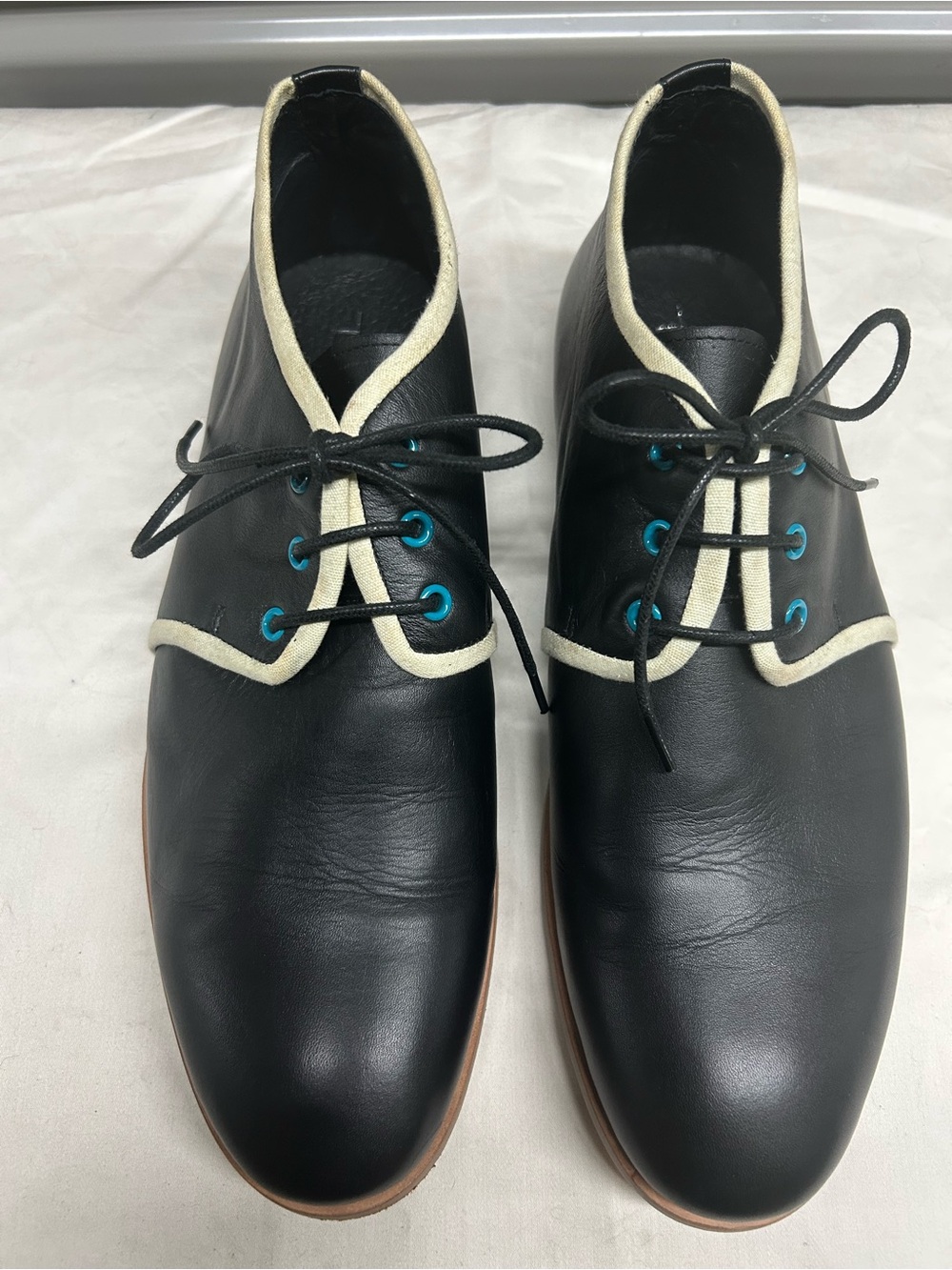 Men's Black Leather Lace-Up Dress Shoes with Cream Trim